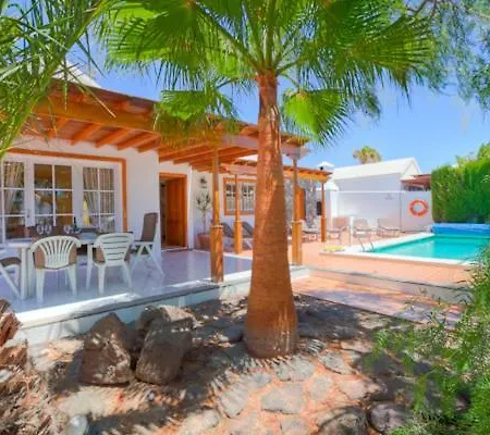 Casa Carmeno - 3 Bedroom - Heated Pool - Hot Tub - Short Walk To Beach Пуерто-дель-Кармен